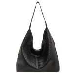 Niche design woven bag for women, textured, versatile, suitable for commuting, sophisticated and minimalist, shoulder bag/underarm bag.